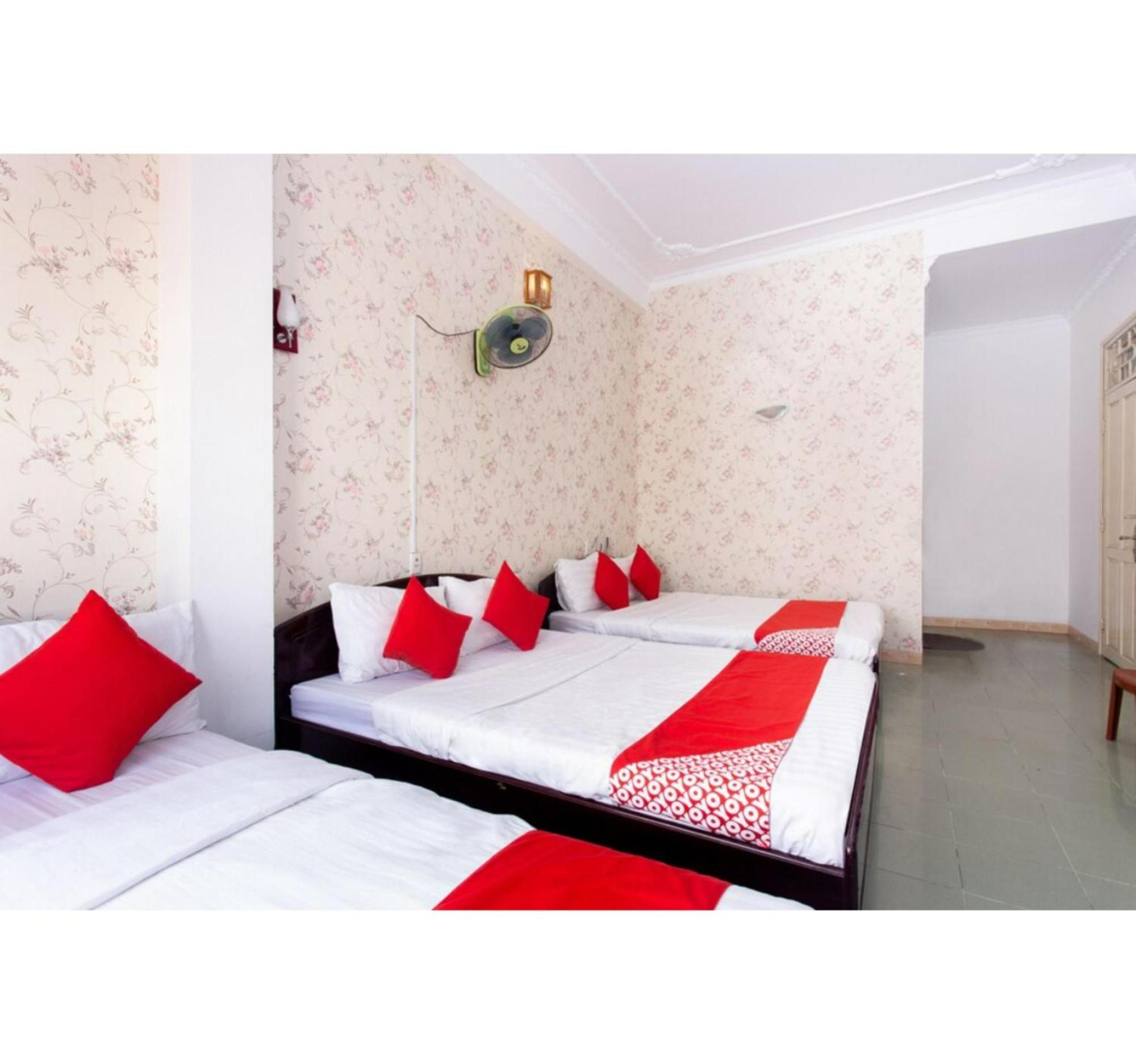 Oyo 553 Truong Giang Hotel Дананг Экстерьер фото