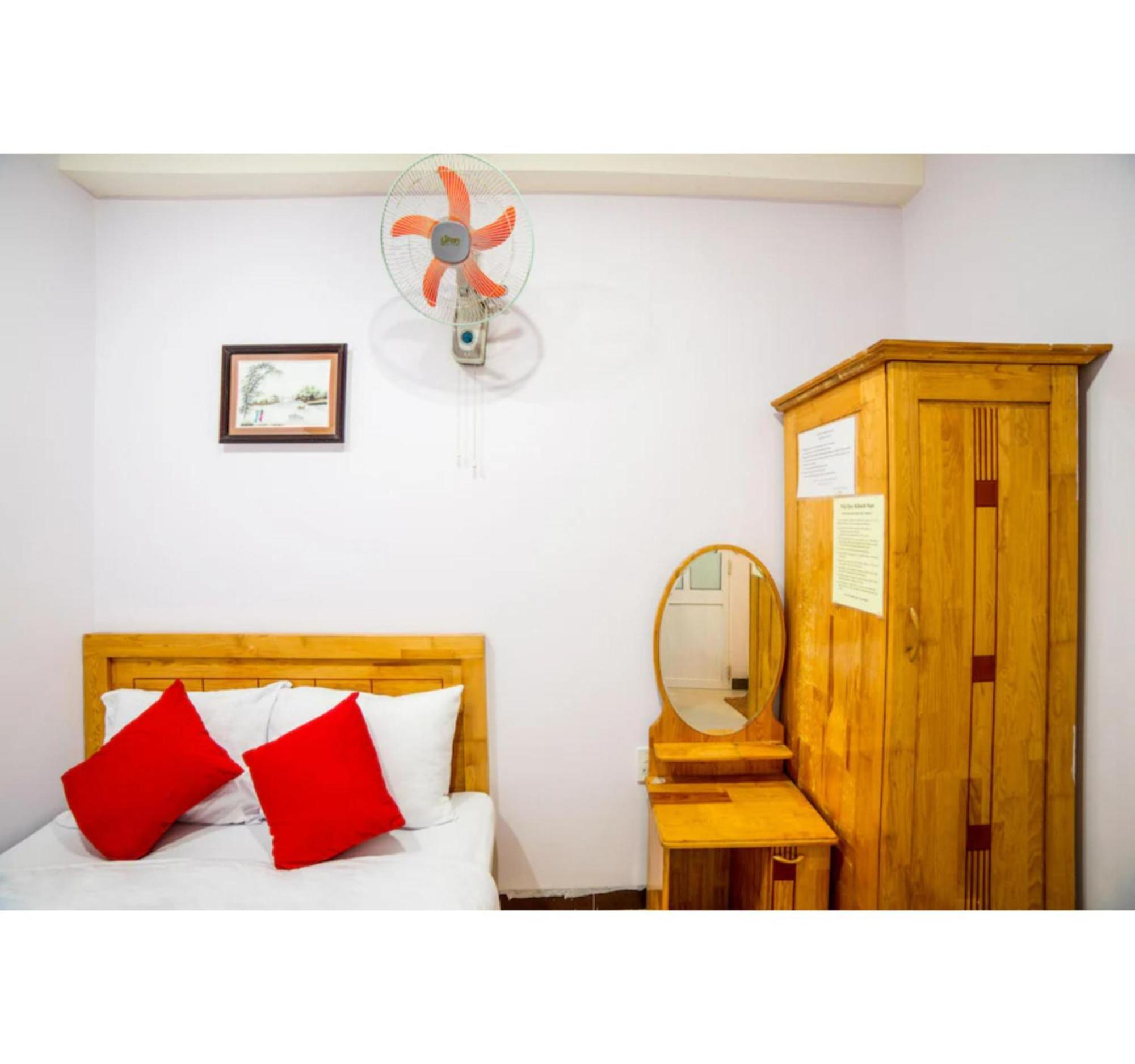 Oyo 553 Truong Giang Hotel Дананг Экстерьер фото