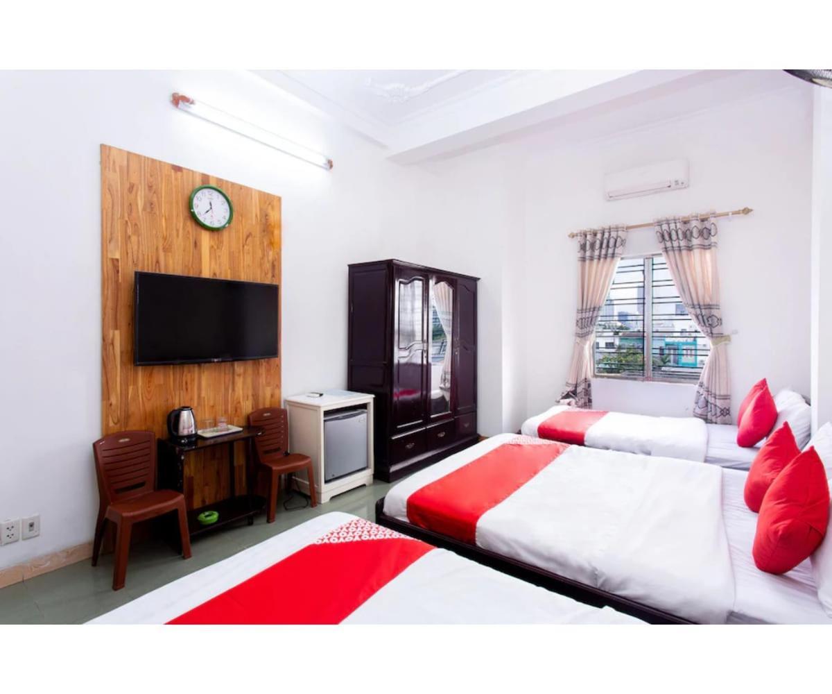 Oyo 553 Truong Giang Hotel Дананг Экстерьер фото